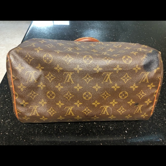 Authentic Vintage Louis Vuitton Bag - Picture 4 of 7